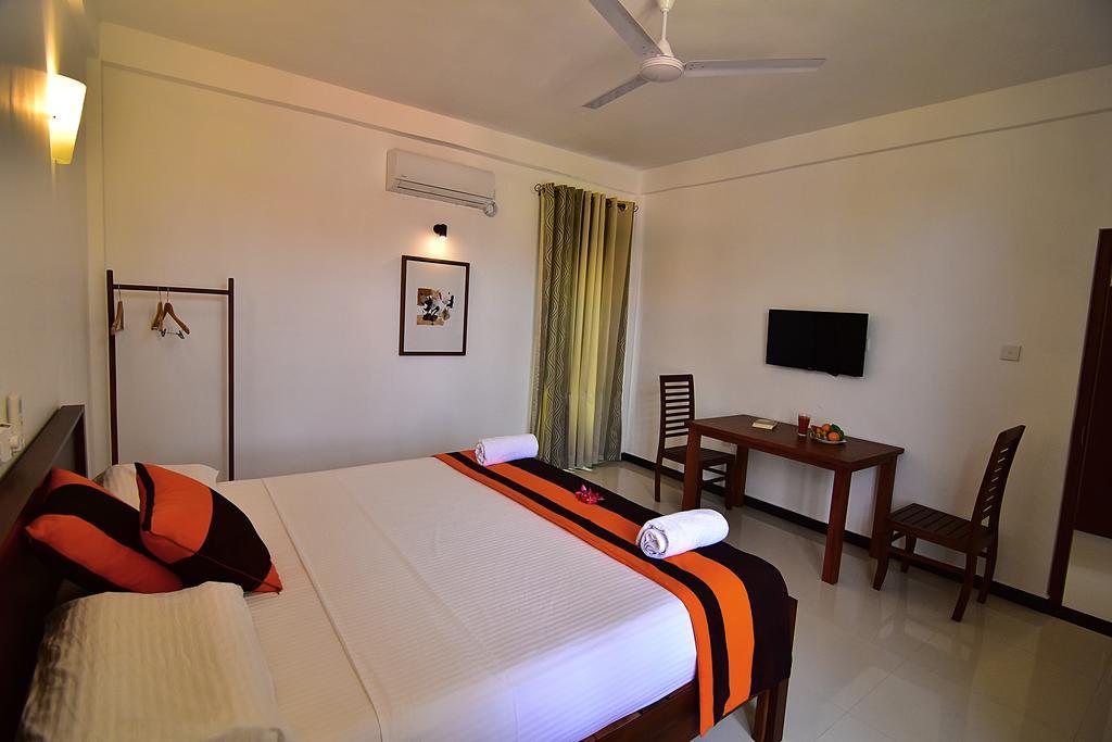 Park Lane 88 Apartments Negombo Luaran gambar