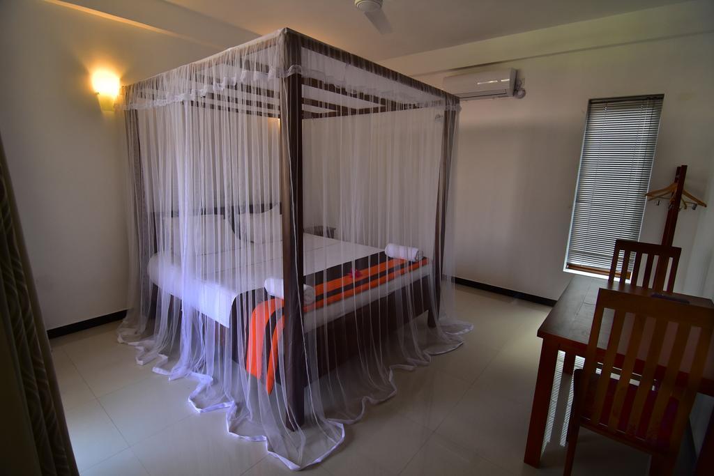 Park Lane 88 Apartments Negombo Luaran gambar